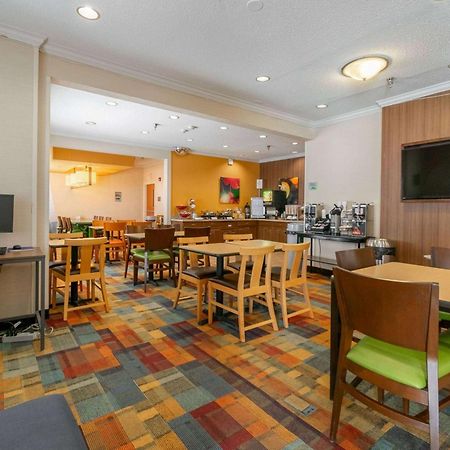 Wingate By Wyndham เกรทฟอลส์ ภายนอก รูปภาพ