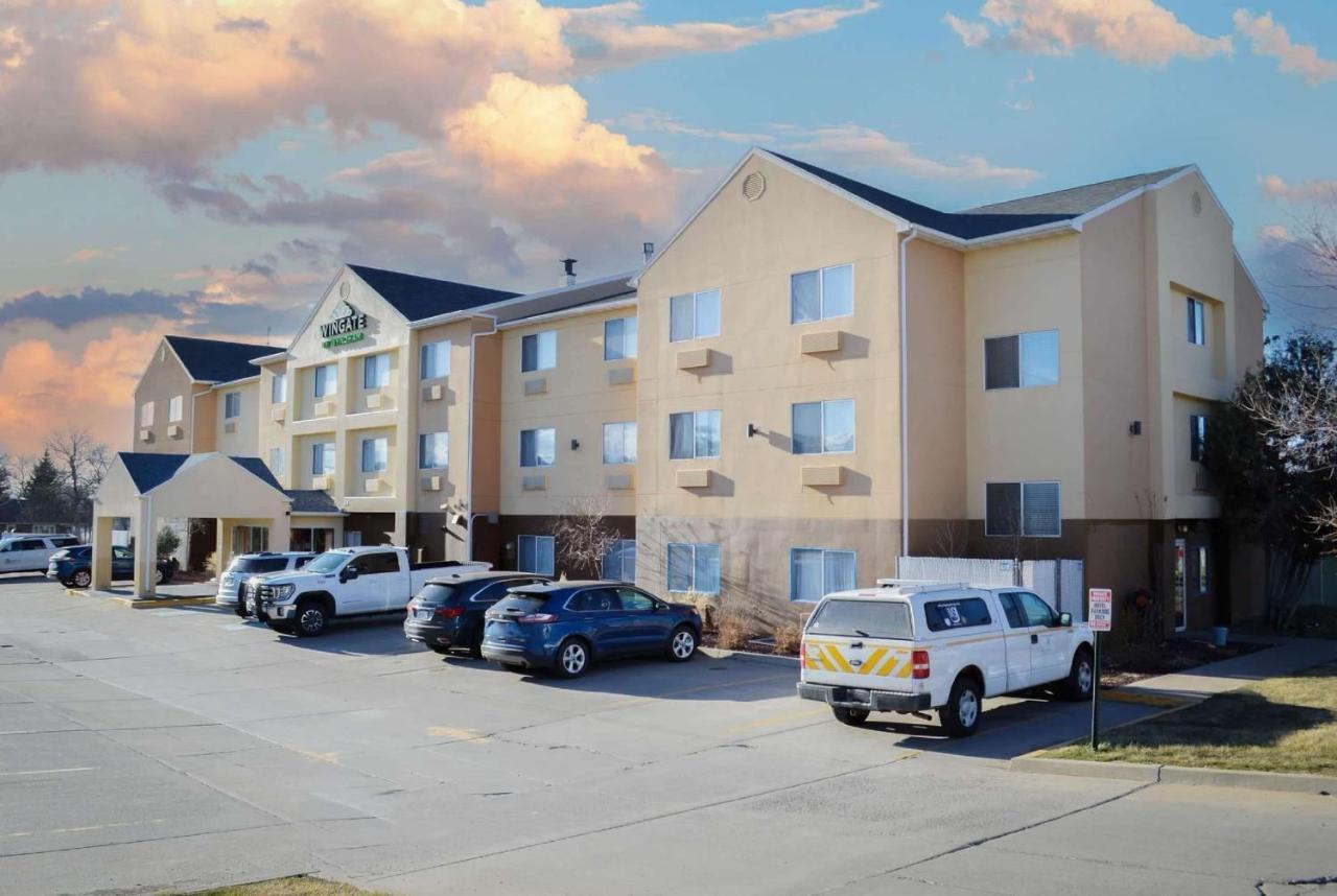 Wingate By Wyndham เกรทฟอลส์ ภายนอก รูปภาพ